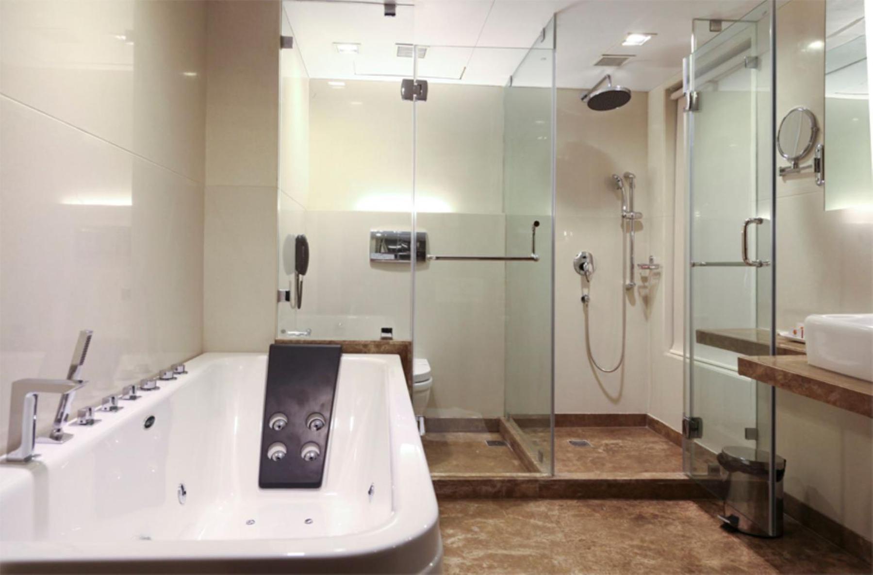 Hotel Suba Star Ahmedabad Luaran gambar
